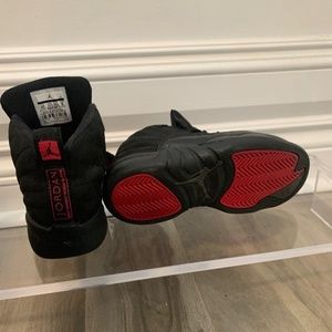 BACK•2•SCHOOL - Kids Air Jordan 12 Size 12C